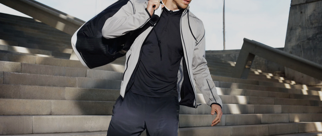 Спортивные костюмы 